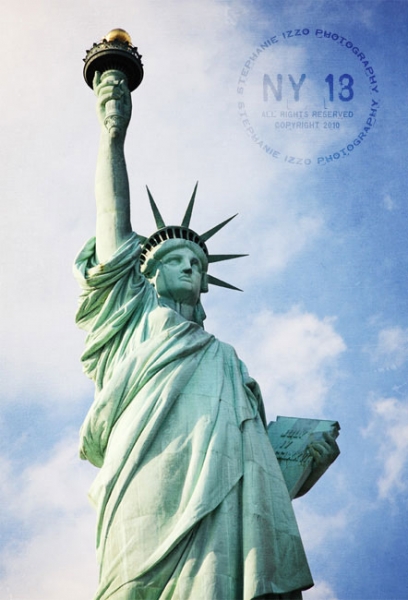 Statue of Liberty Sunny